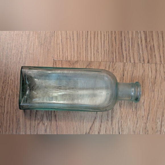 antique medicine glass bottle 5"  vintage VENO'S SEAWEED TONIC - Picture 4 of 4